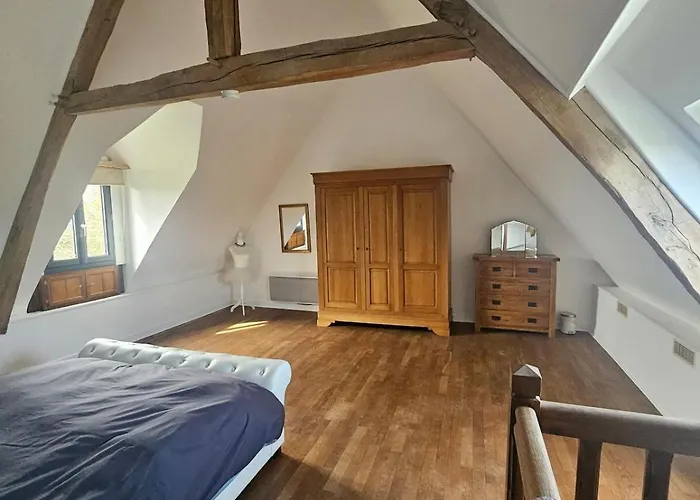 Willowtreegites Villa Saint-Ovin