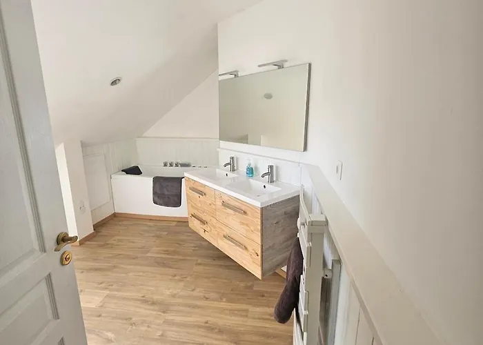 Villa Willowtreegites